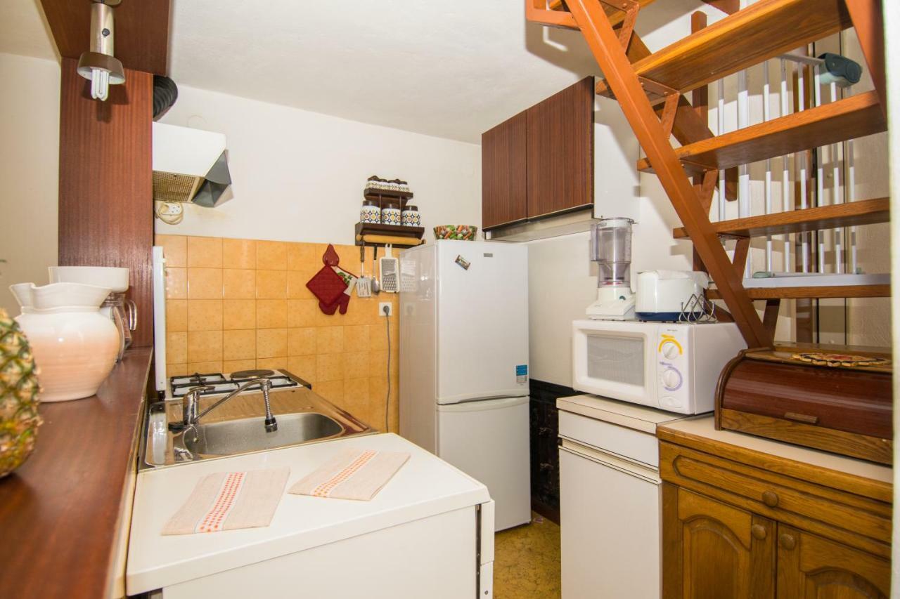 Vacation Home Mirjana Seget Vranjica Ngoại thất bức ảnh