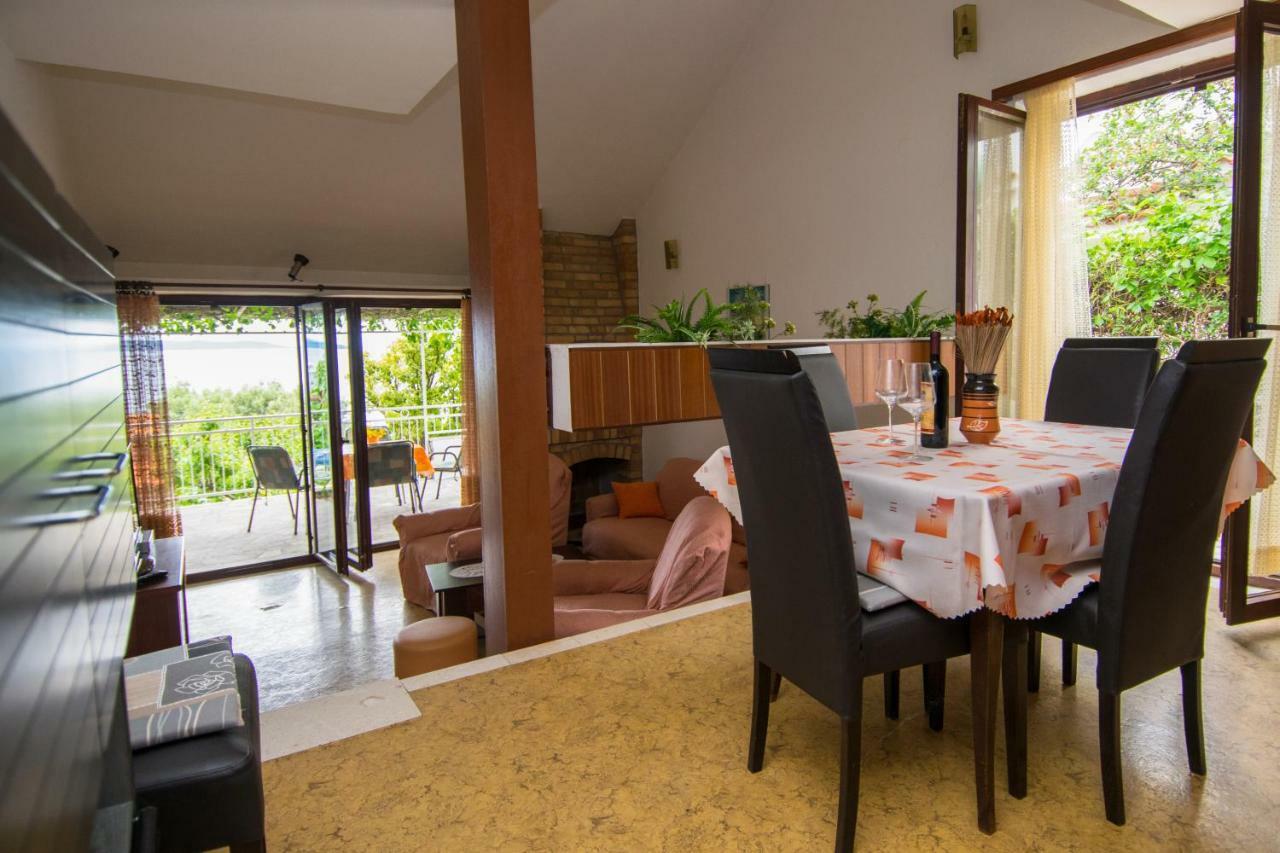 Vacation Home Mirjana Seget Vranjica Ngoại thất bức ảnh