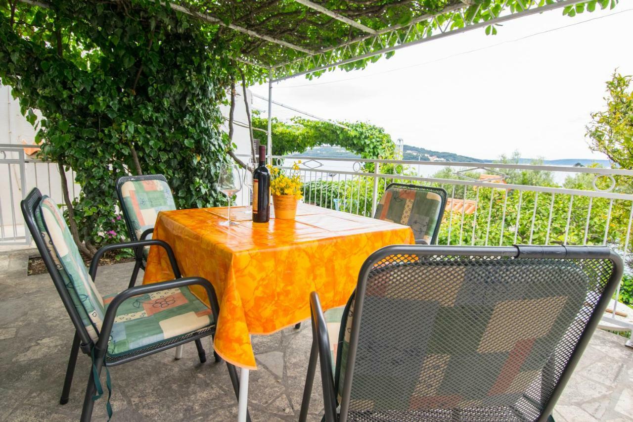 Vacation Home Mirjana Seget Vranjica Ngoại thất bức ảnh