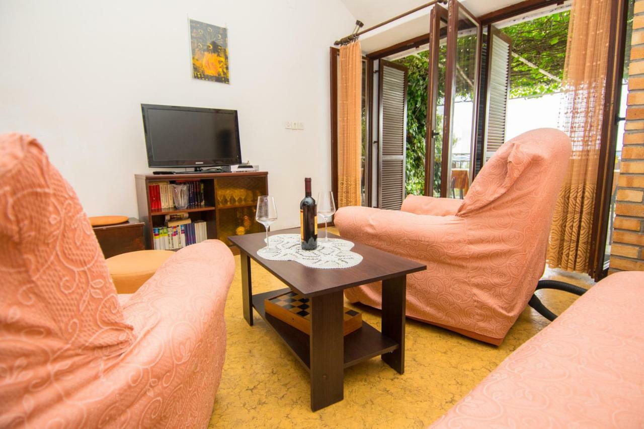 Vacation Home Mirjana Seget Vranjica Ngoại thất bức ảnh