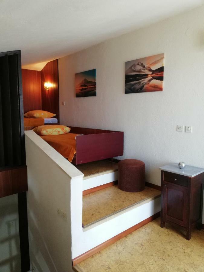 Vacation Home Mirjana Seget Vranjica Ngoại thất bức ảnh